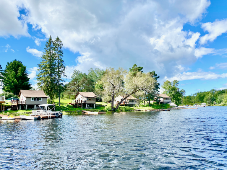 The Narrows Resort In Dunchurch located on Whitestone Lake